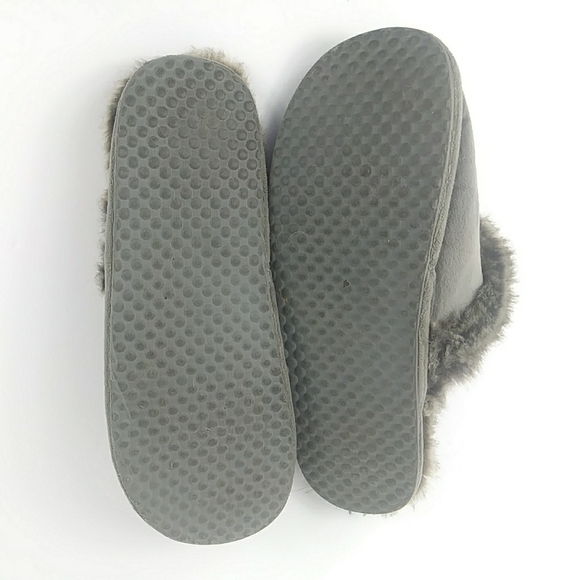 Restoration Hardware Luxe Faux Fur Slippers 2 - Picture 8 of 16
